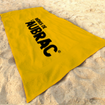 Drap de bain "Bières de l'AUBRAC" Coloris jaune inscription "Bières de l'Aubrac" noire - bière Drap de bain "Bières de l'AUBRAC" Coloris jaune inscription "Bières de l'Aubrac" noire - bière